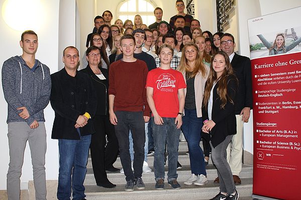 Die 34 neuen eufom Studierenden in München (Foto: eufom)