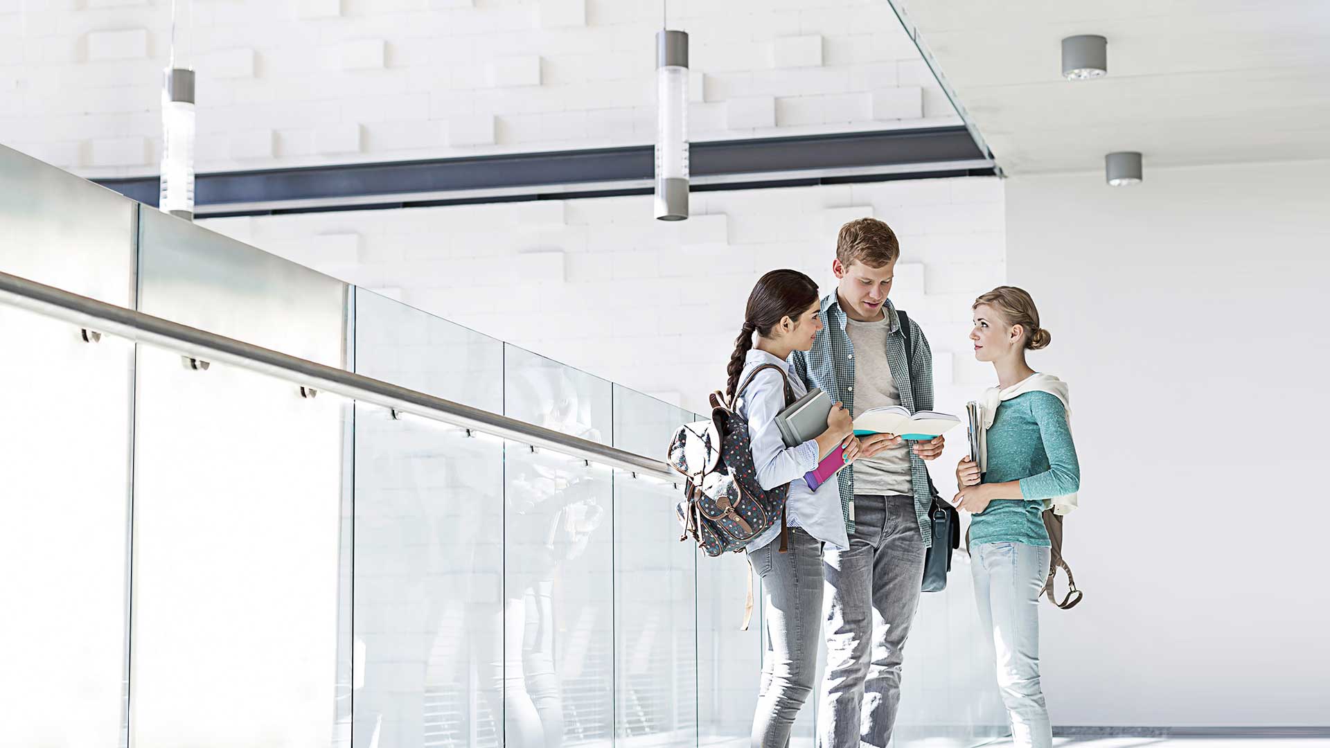 Die eufom Business School der FOM Hochschule - Praxisnah und international studieren